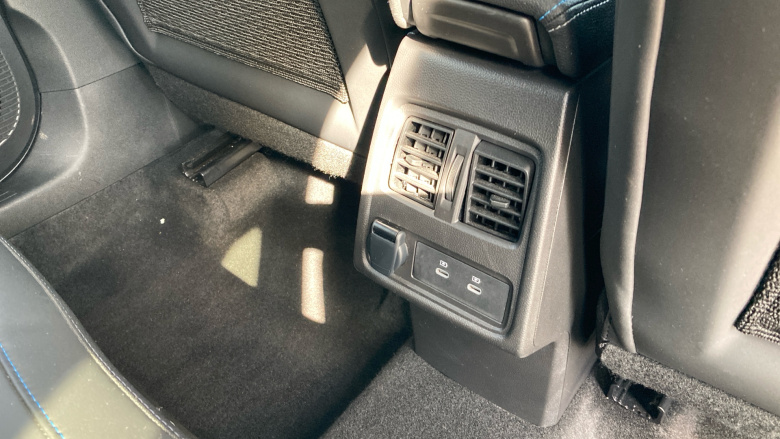 Renault Symbioz 1.6 E-Tech FHEV 145 Techno Esprit Alpine 5dr Auto Hybrid Estate